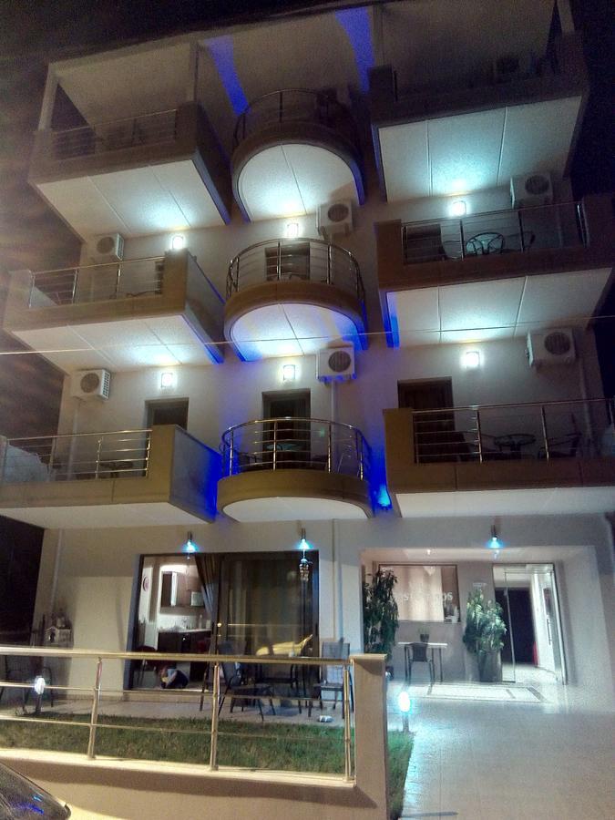 Villa Konstantinos Olympiakí Aktí Esterno foto